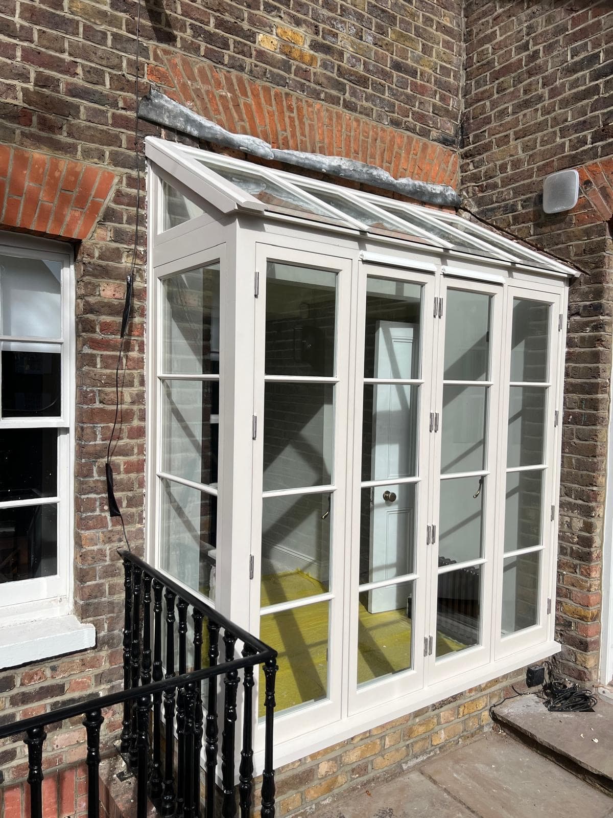 Timber sash profile at 9 The Mount